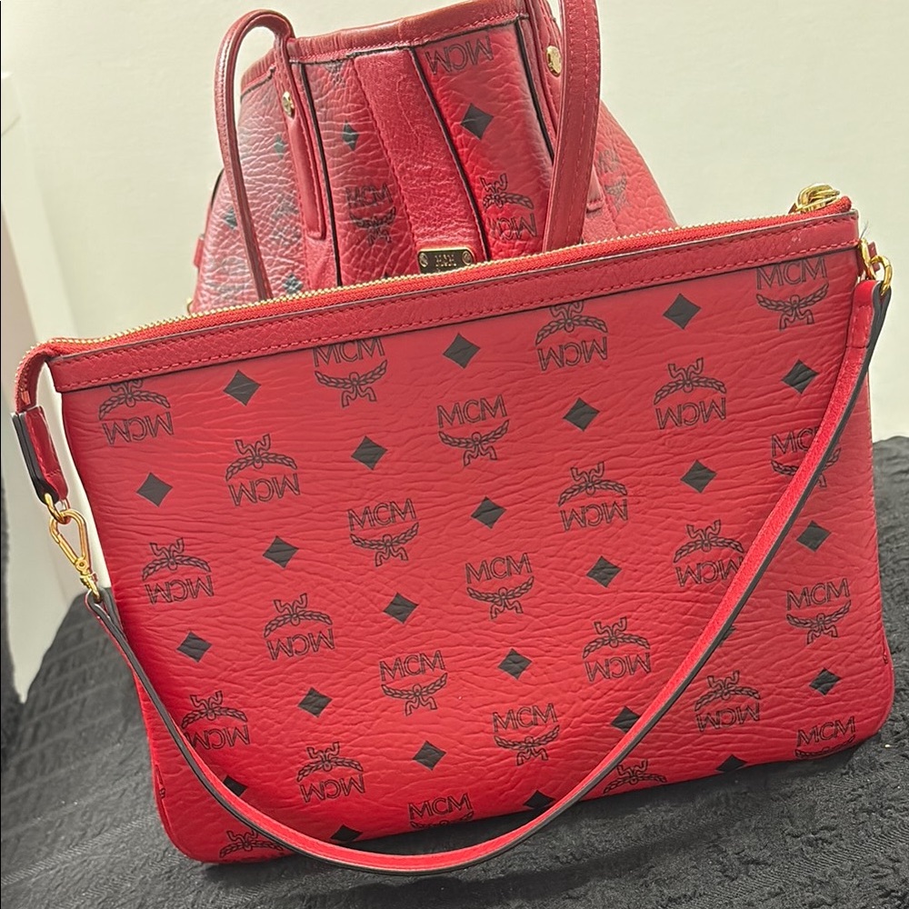 RED MCM TOTE BAG
